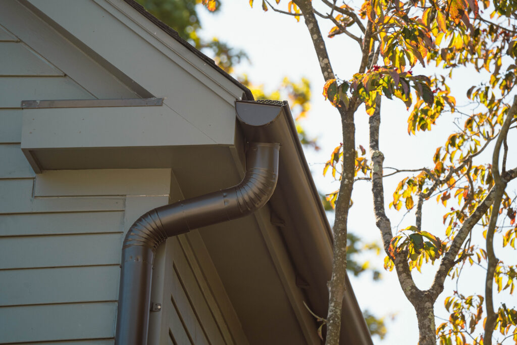 seamless gutters in Clinton, CT